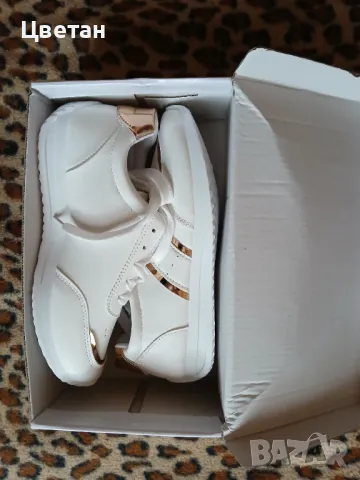 Дамски маратонки 