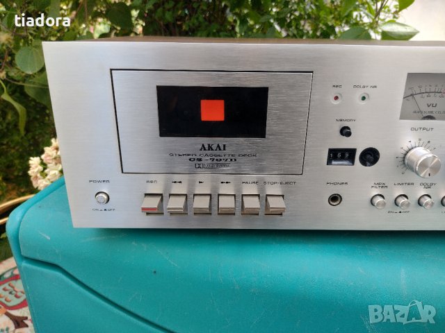 Akai CS-707D  stereo cassette deck, снимка 4 - Декове - 37489703