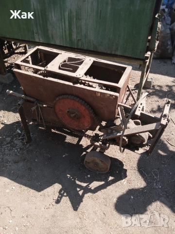 Стара роначка за царевица , снимка 2 - Други ценни предмети - 51643248