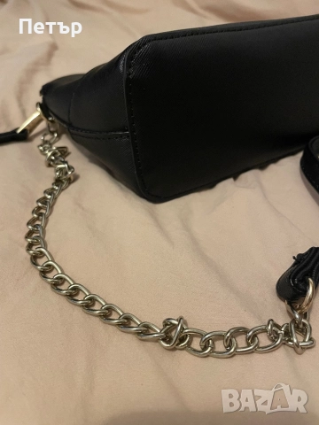 Оригинална дамска Чанта, снимка 4 - Чанти - 51939610