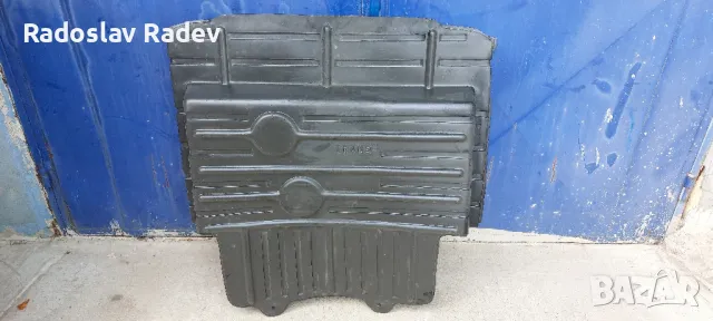 Кора за Форд Транзит под двигателя. , снимка 1