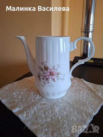 Чайник костен порцелан , снимка 2 - Сервизи - 49249807