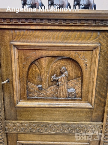 Винтидж ъглов шкаф с богата дърворезба , снимка 6 - Шкафове - 53366435