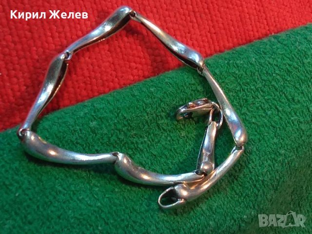 ЕЛЕГАНТНА СРЕБЪРНА ГРИВНА СРЕБРО 925 с БЯЛА ПОЗЛАТА ДИЗАЙНЕРСКО АРТ БИЖУ 43193, снимка 3 - Гривни - 44723552