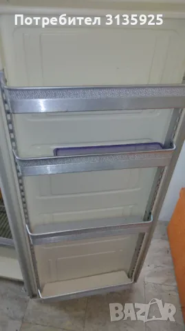 Продавам хладилник Зил, снимка 3 - Хладилници - 47399315