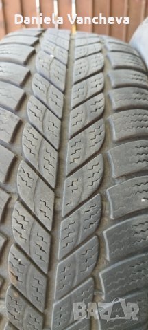 Всесезонни гуми RIKEN, снимка 3 - Гуми и джанти - 36739473