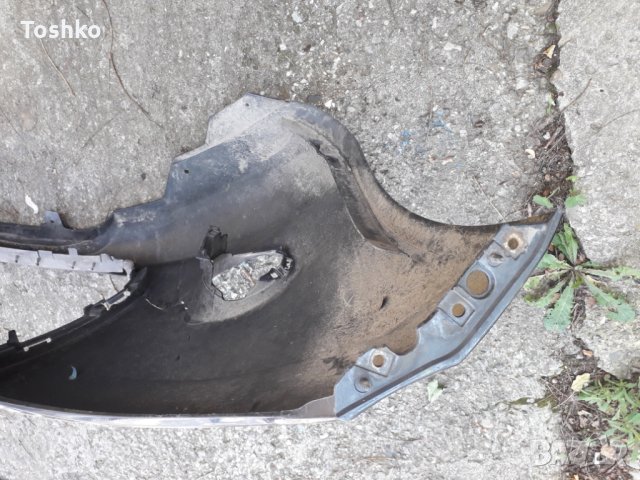 предна броня Форд Фиеста Ford Fiesta, снимка 6 - Части - 29830357