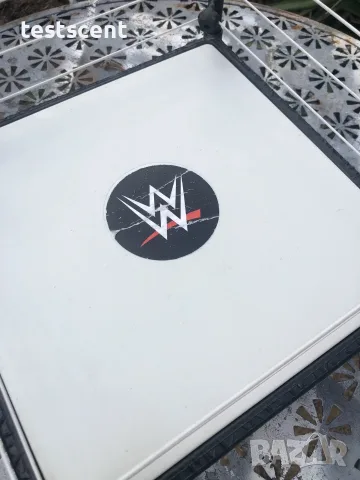 Ринг за кеч фигурки и играчки WWE WrestleMania Spring Loaded Wrestling Ring by Mattel – 14", снимка 7 - Фигурки - 56089583
