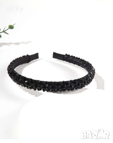 Диадема с камъни в червено, бяло, синьо или черно, вдъхновена от Petite Fleur, снимка 7 - Аксесоари за коса - 43966046