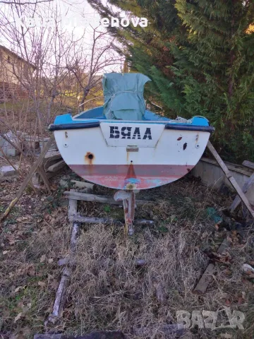 Лодка ЕЛ 4 с вътрешен двигател