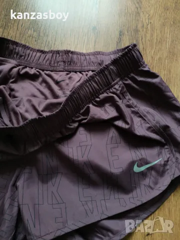Nike Women`s Dri-FIT Run Division Tempo Running - страхотни дамски шорти КАТО НОВИ L, снимка 4 - Спортни екипи - 50212441