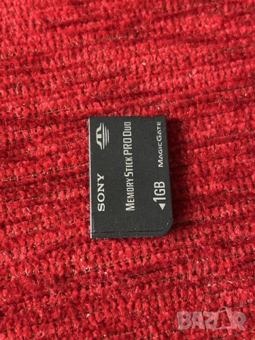 цифров фотоапарат Sony Cyber-shot DSC-H9, снимка 6 - Фотоапарати - 56116877
