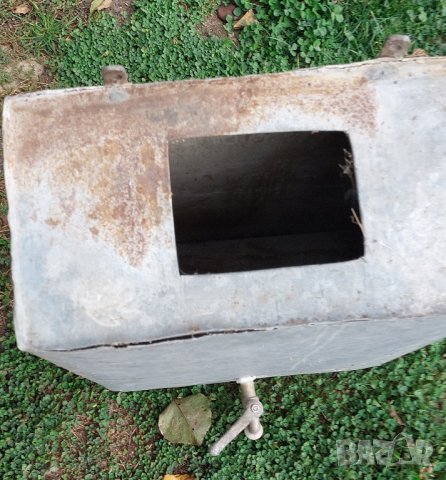 Стара лейка и Метална селска мивка/преносима чешма за стена закача се, мийка резервоар съд, ламарина, снимка 5 - Други - 42906035