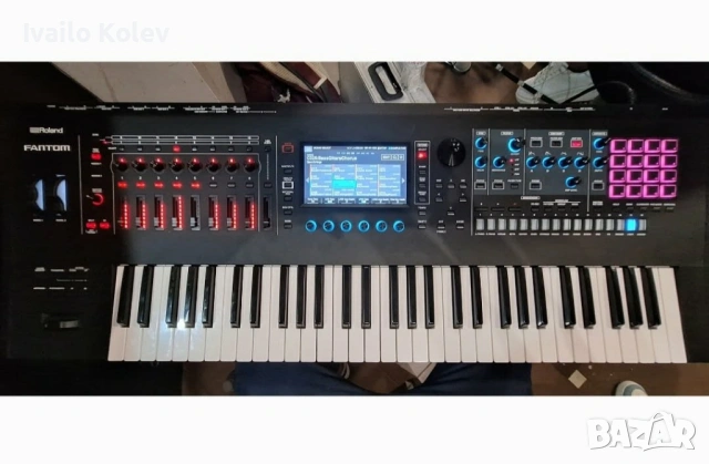 Roland fantom твърд кейс и expression pedal boss