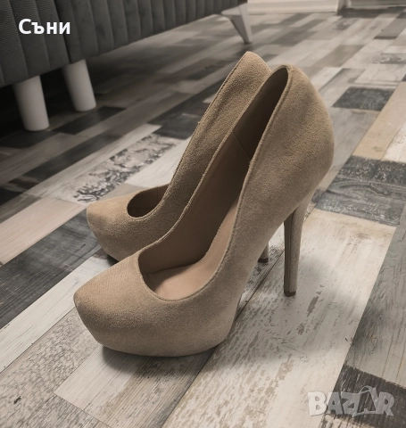 Обувки на ток и платформа 