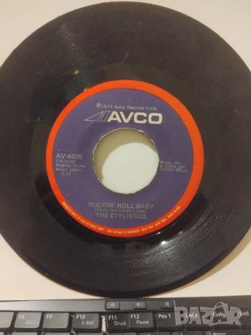 The Stylistics ‎– Rockin' Roll Baby / Pieces - малка грамофонна плоча
