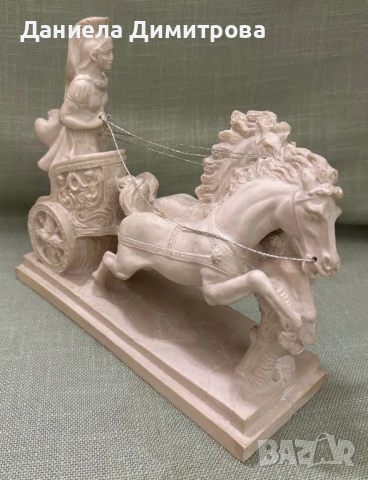 Голяма фигура на гладиатор в колесница с коне от алабастър, снимка 3 - Други ценни предмети - 51144048