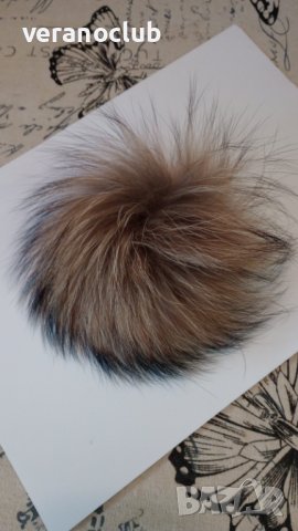 Прошарени помпони Естествен косъм , снимка 2 - Шапки - 38883213