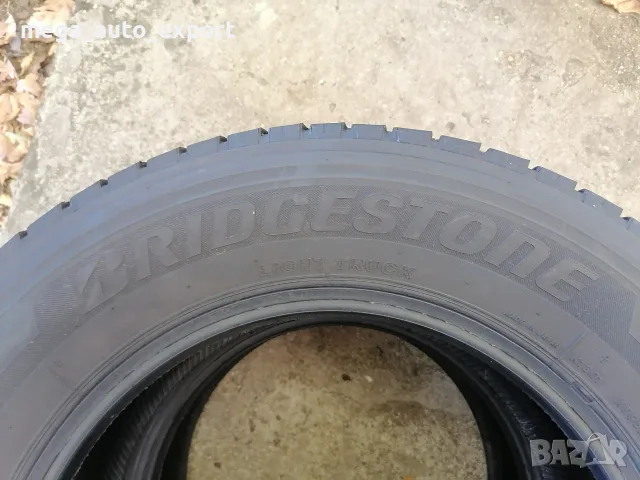 2 бр. гуми за бус Bridgestone 225/65R16 C DOT 2524, снимка 3 - Гуми и джанти - 56023393