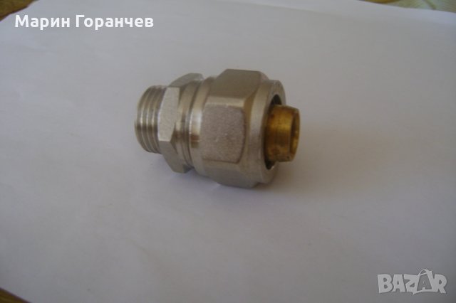 Адаптор мъжки за парно Ф20х1/2"