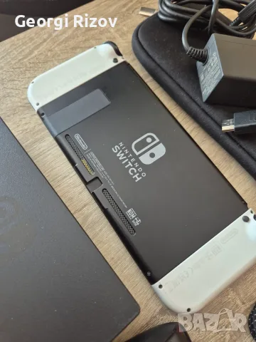 Nintendo Switch V2 White Modded | 128GB |, снимка 3 - Nintendo конзоли - 56410291