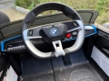 Детска акумолаторна електрическа кола BMW I4, снимка 8