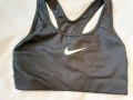 Черно бюстие Nike XS, снимка 1