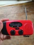 Соларно радио с динамо и фенер - чисто ново , снимка 2