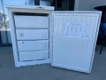Малък фризер Либхер 4 чекмеджета , снимка 1