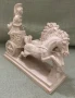 Голяма фигура на гладиатор в колесница с коне от алабастър, снимка 3
