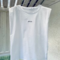 Бутикова тениска/топ с подплънки BY CLARA PARIS, снимка 9 - Тениски - 37590373