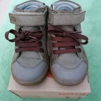 Детски есенно-зимни обувки Колев и Колев, снимка 1 - Бебешки боти и ботуши - 29880868