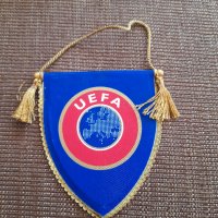 Старо флагче UEFA, снимка 1 - Колекции - 38580874