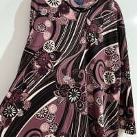 Макси силно еластична блуза в красив флорален десен с подплънки на рамене, снимка 3 - Блузи с дълъг ръкав и пуловери - 42896672
