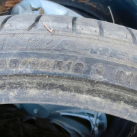 продавам гуми  235/35r19 и 255/30r19, снимка 6 - Гуми и джанти - 44587193