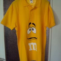 Жълта тениска със закачливо лого на М и М, снимка 1 - Тениски - 30034662