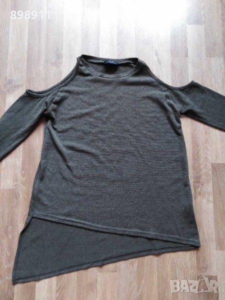 Топ с голи рамене, снимка 1