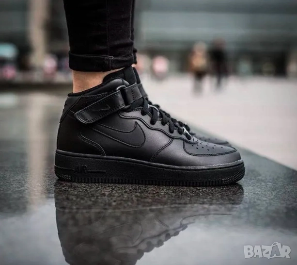 Оригинални кецове / маратонки NIKE AIR FORCE 1 MID '07 номер 46, снимка 1