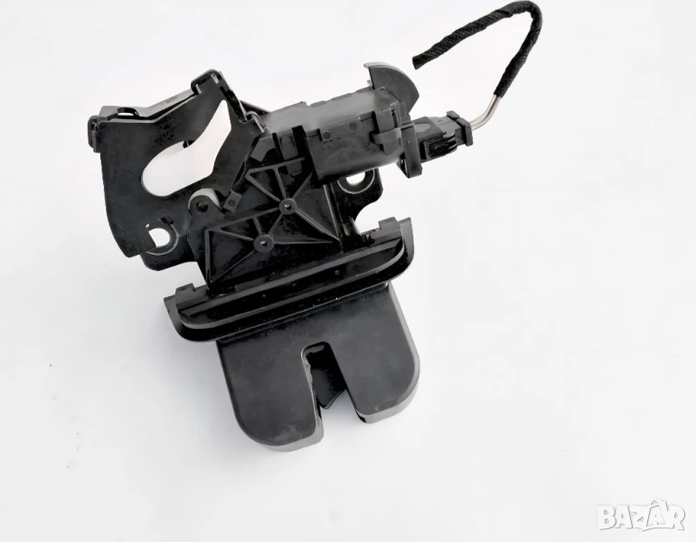 Audi Q7 Lame Lock 8P4827505C Оригинал

, снимка 1