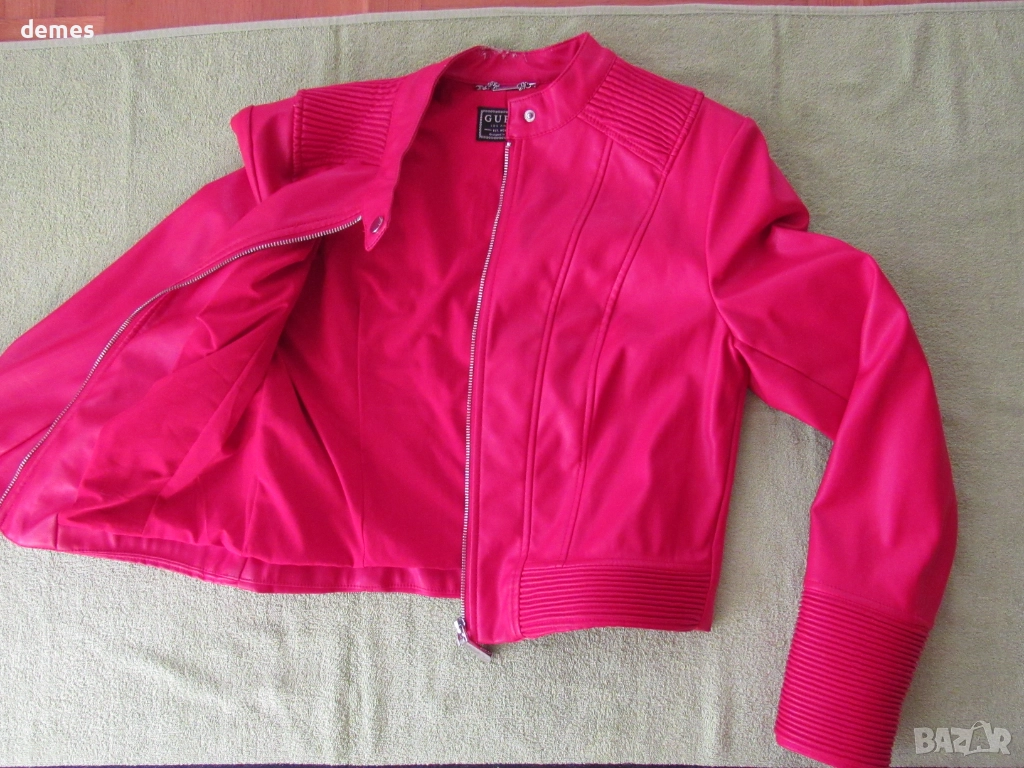 Червено кожено яке GUESS размер L, снимка 1