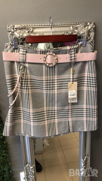 пола, снимка 1