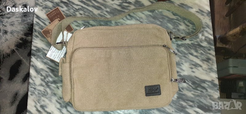 Нова чанта тип камел през рамо, снимка 1