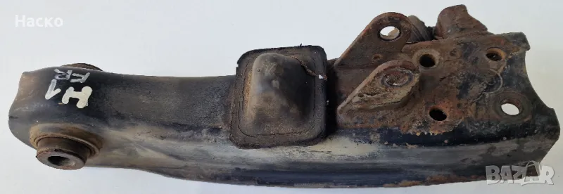 Преден Десен Носач Щанга с Тампон Hyundai H1 H-1 Хюндай Х1, снимка 1