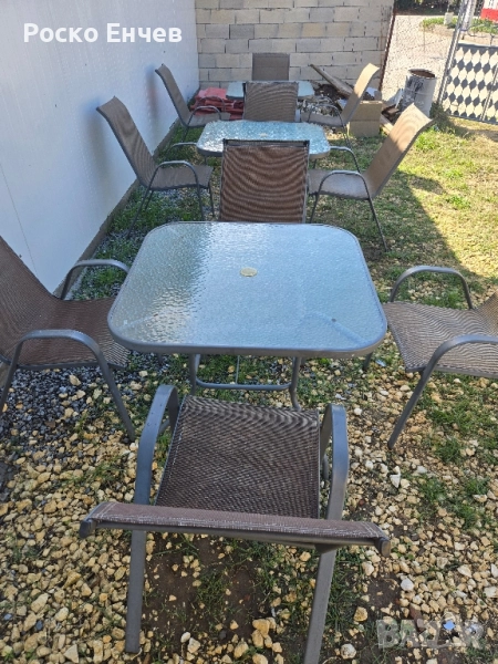 Маса с четири стола, снимка 1