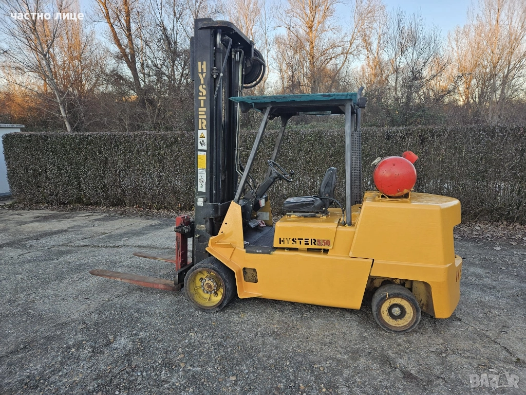 продавам Мотокар Hyster 5.5т газ , вдига на 6.2м, снимка 1