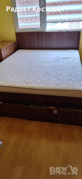 спалня 160/220, махагон с 2 чекмеджета и матрак, снимка 1