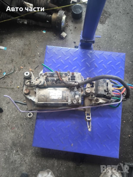 Компресор въздушно окачване Audi Q7 4.2 TDI 326 конски сили 7L8616006C, снимка 1