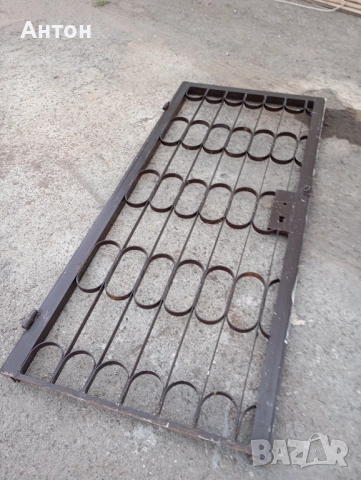 Решетка от железо за врата