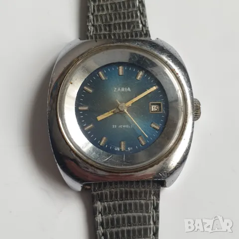 Дамски ръчен механичен часовник ЗАРЯ, снимка 4 - Антикварни и старинни предмети - 48962870