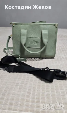 Нова. Marc Jacobs The Leather Mini Tote Bag , снимка 2 - Чанти - 55879086
